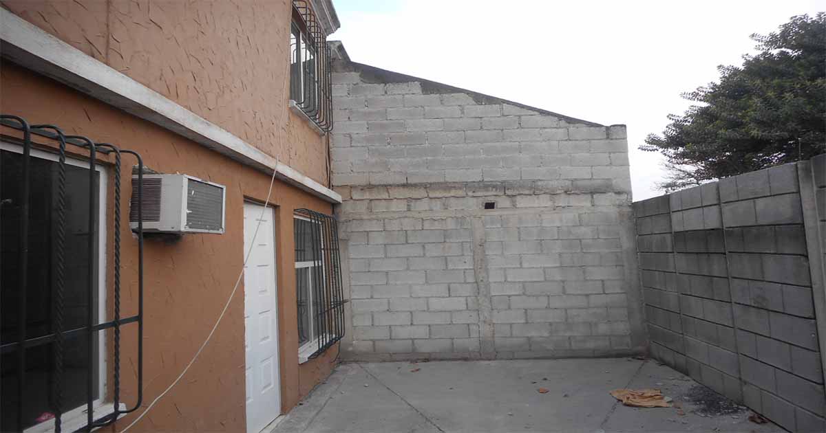 Venta de Casa o Casas, Terrenos, Propiedades, Apartamentos, Inmuebles en Guatemala, zona 11, zona 7, zona 2, zona 18, zona 16, Mixco, Carretera Al Salvador, Fraijanes, Santa Catarina Pinula, Antigua Guatemala, Villa Nueva, Villa Canales, San Miguel Petapa - Venta o Alquiler de Casas En Guatemala